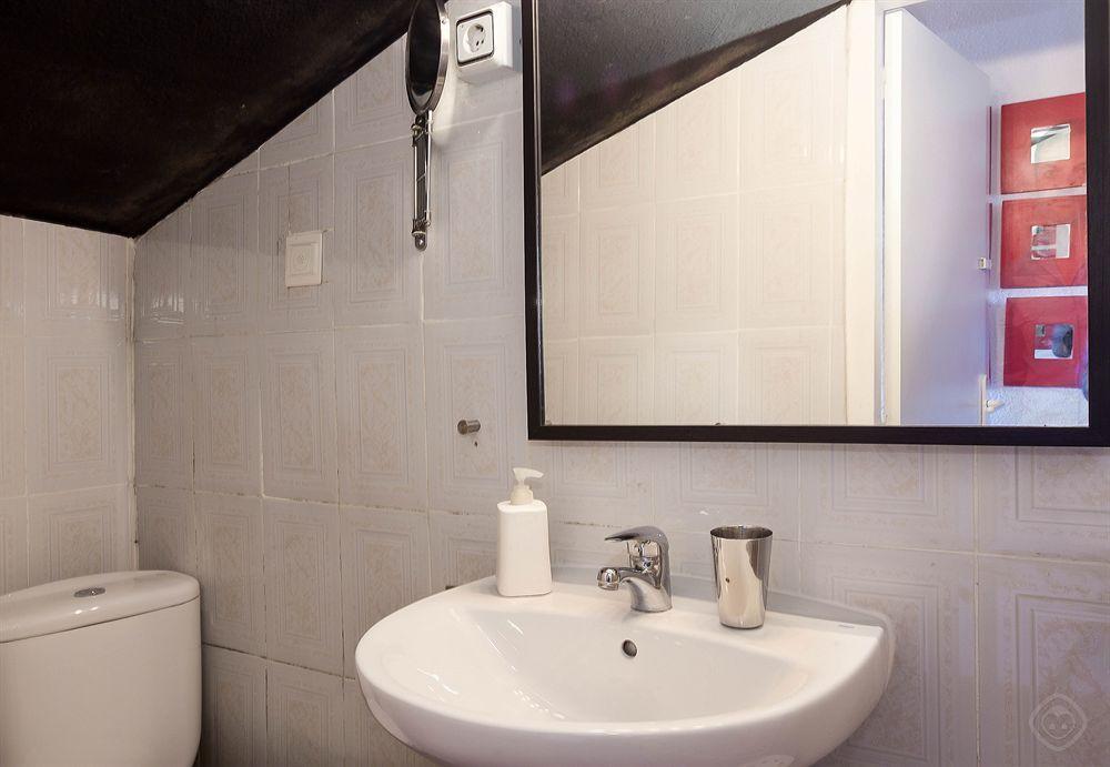 Gracia Apartments Barcelona Exterior photo
