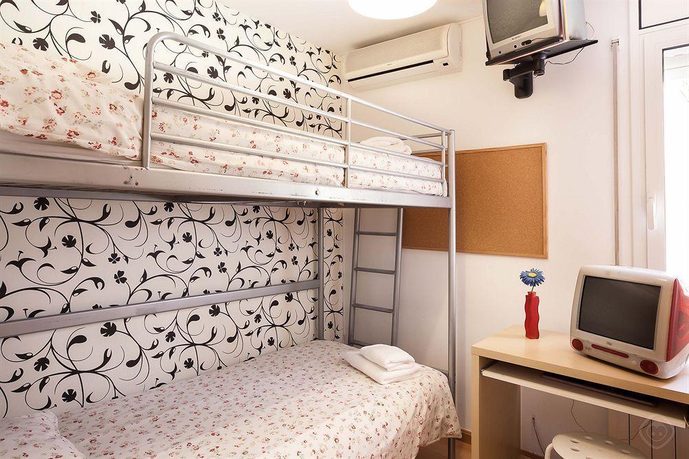 Gracia Apartments Barcelona Exterior photo