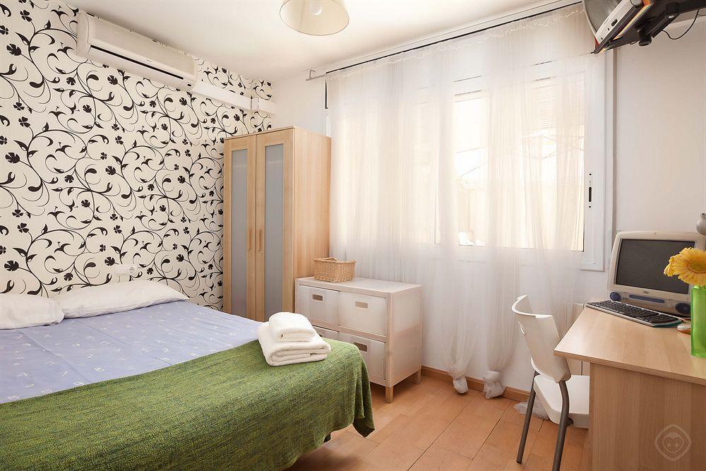 Gracia Apartments Barcelona Exterior photo