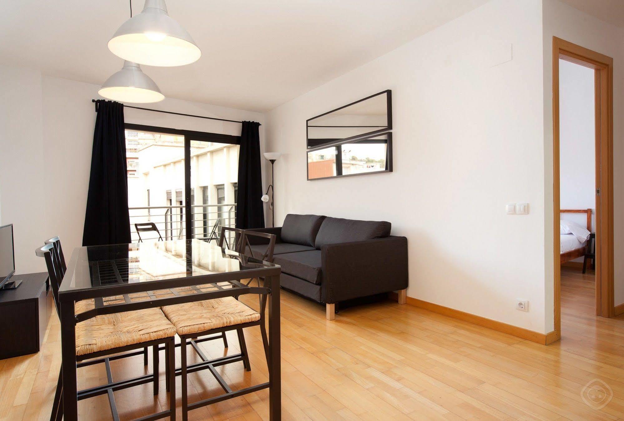 Gracia Apartments Barcelona Exterior photo